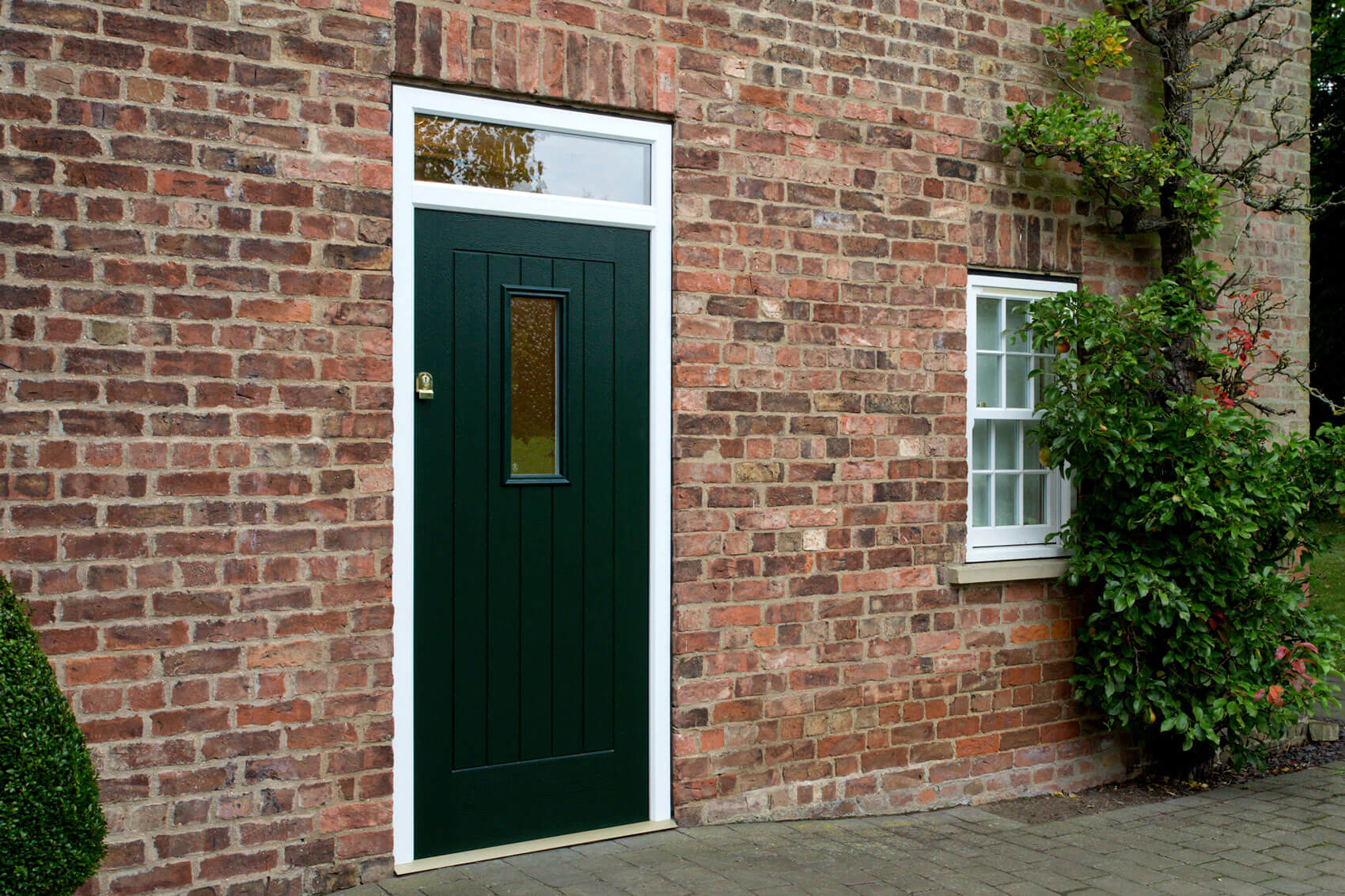 composite door supply llaneli